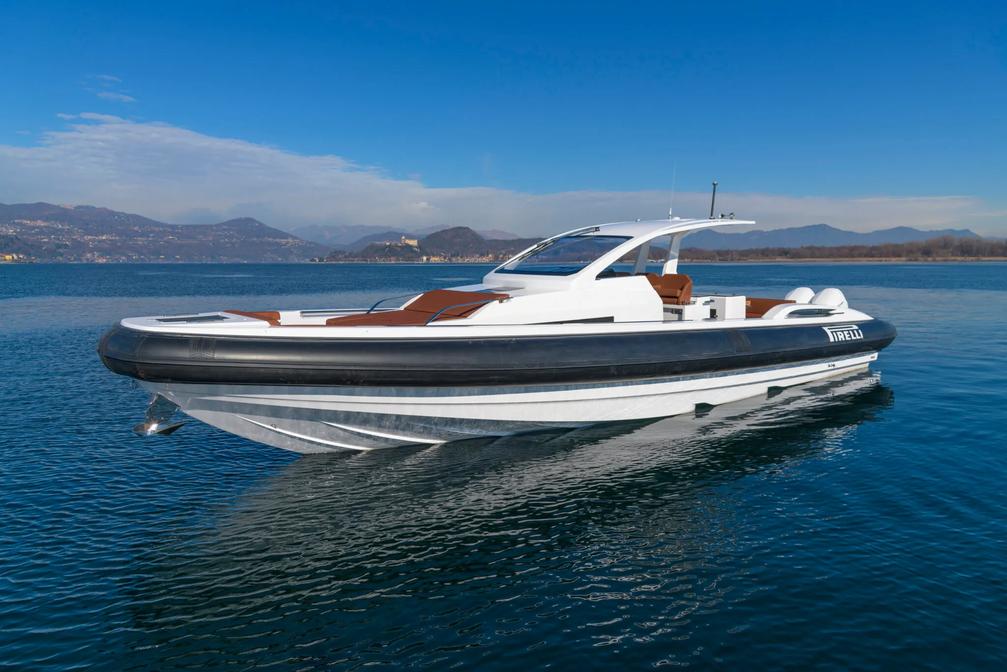 Pirelli Speedboats 50 2022 Model YachtWay