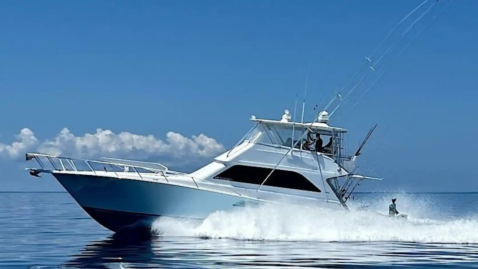 Viking Yacht Convertible  55