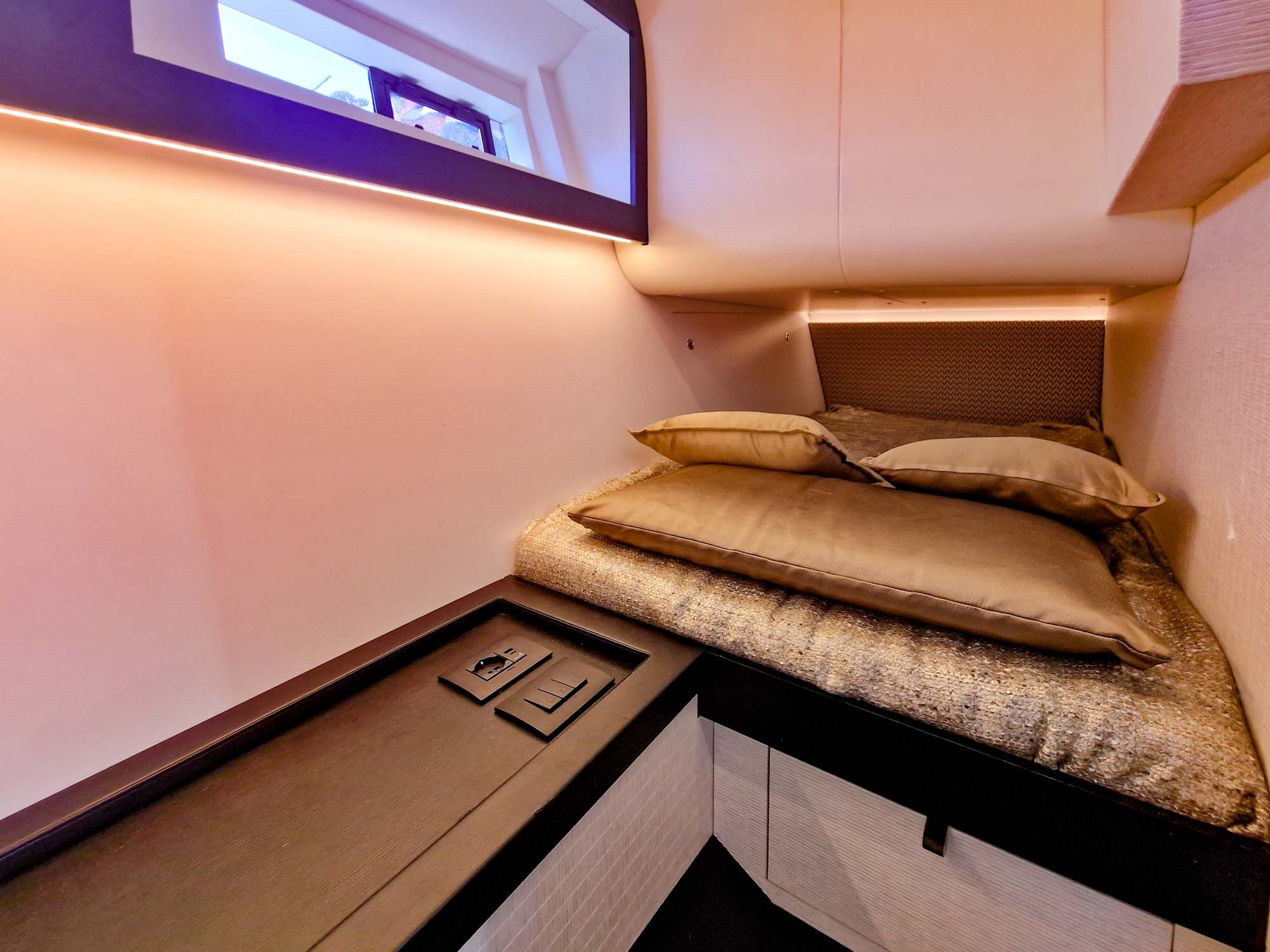 Interieur van de Domina 44R