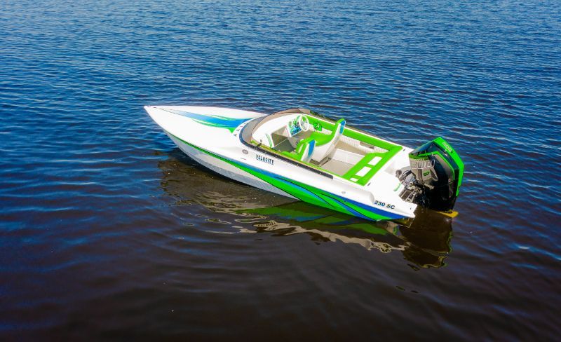 Velocity 230 SC Exterior