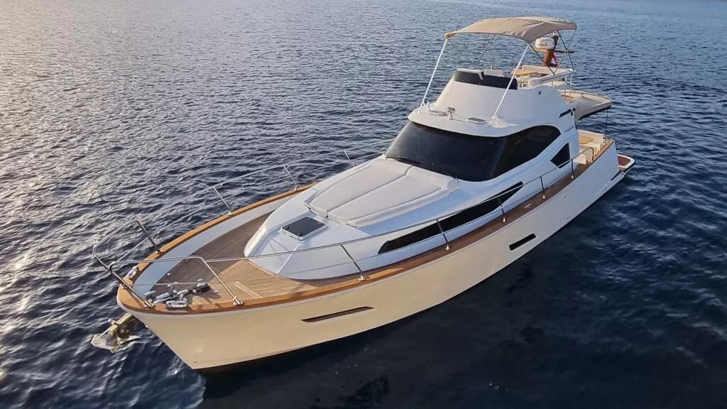 Monachus Yachts Issa 45 Fly photo