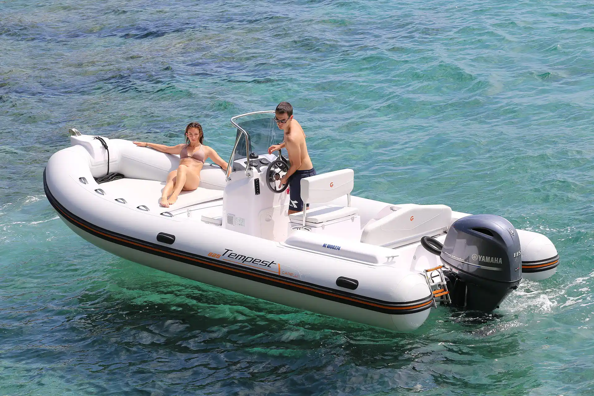 Exterior del Cantieri Capelli Tempest 625 Easy