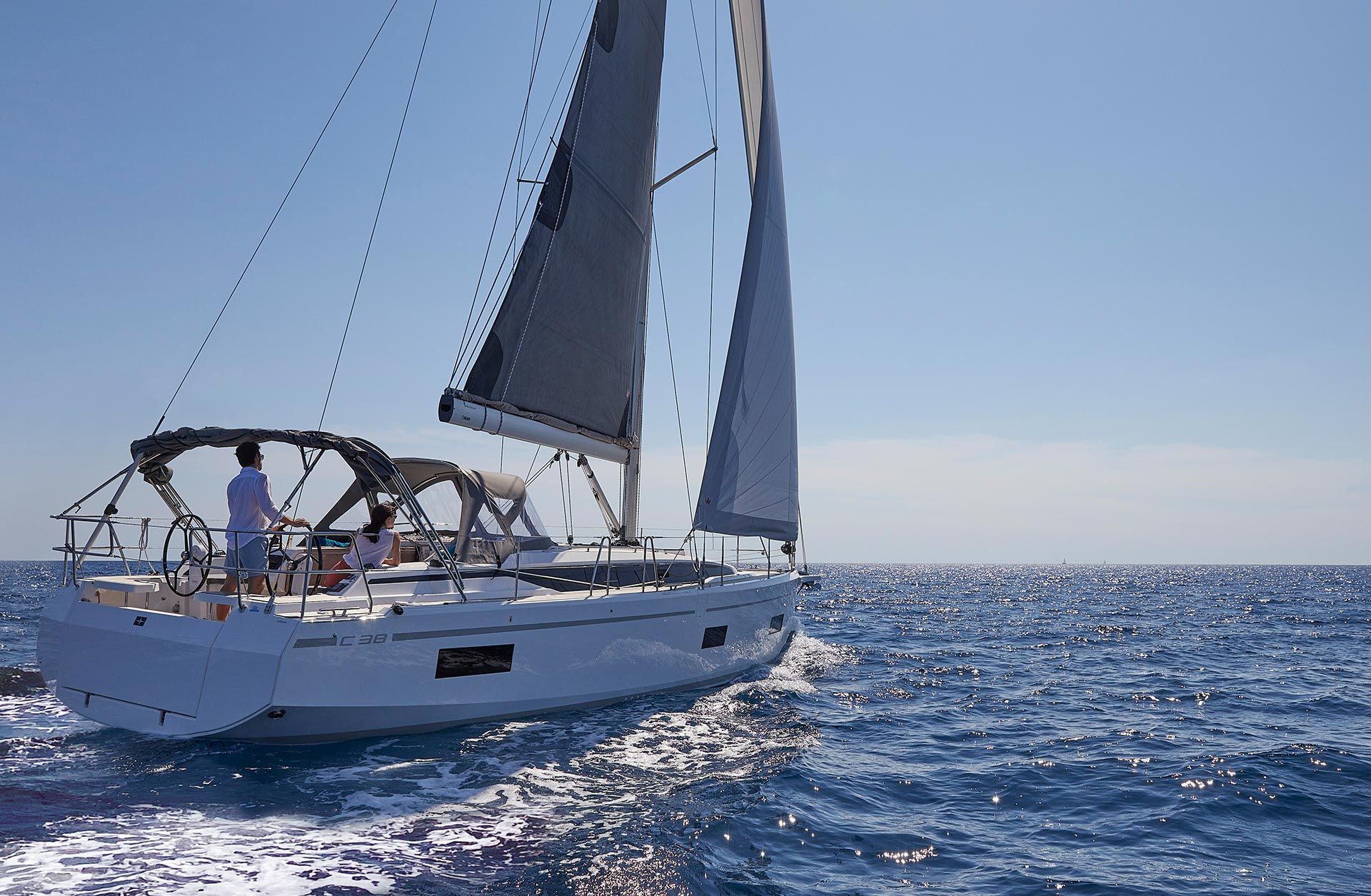 Bavaria Yachts C38e