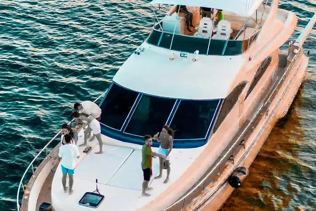 Esterni del Astondoa 72 GLX