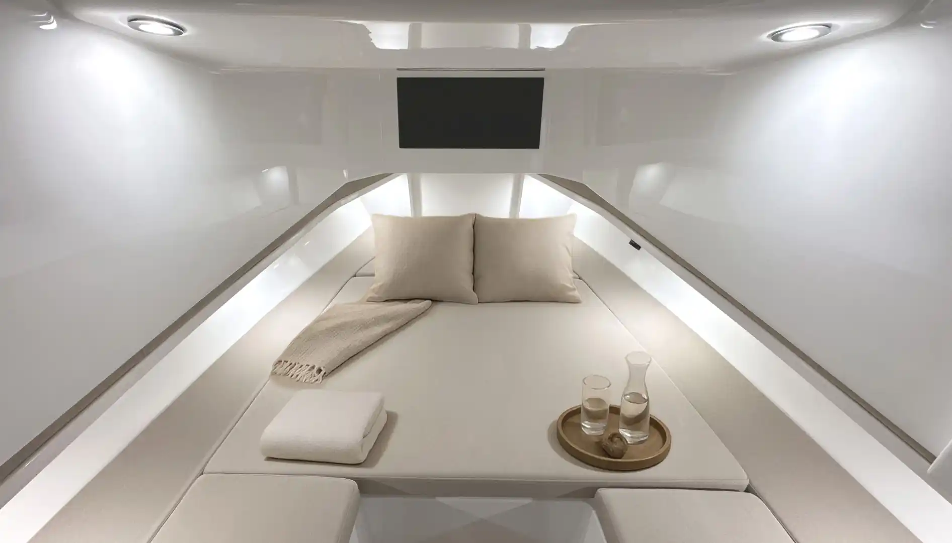 Ribco Marine Venom 40 SC Interior
