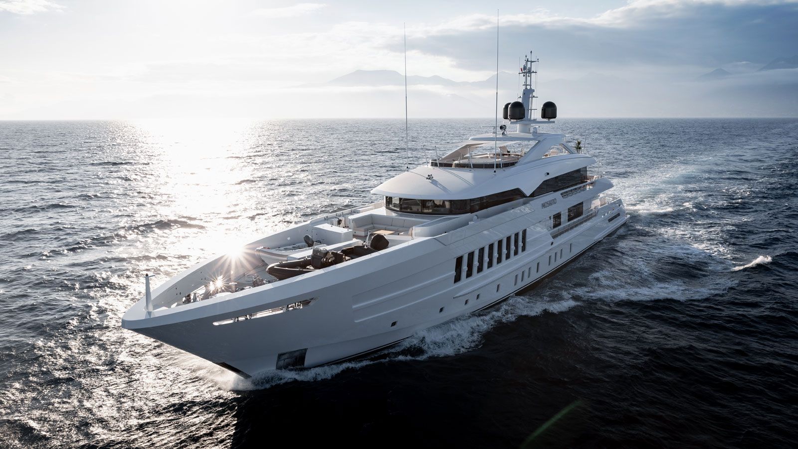 Außenbereich der Heesen Yachts Moskito