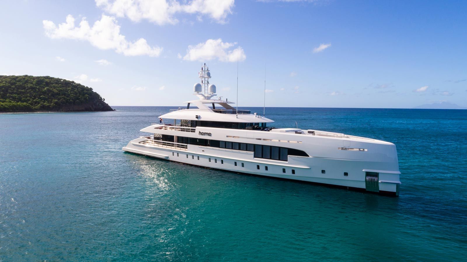Exterior del Heesen Yachts Home
