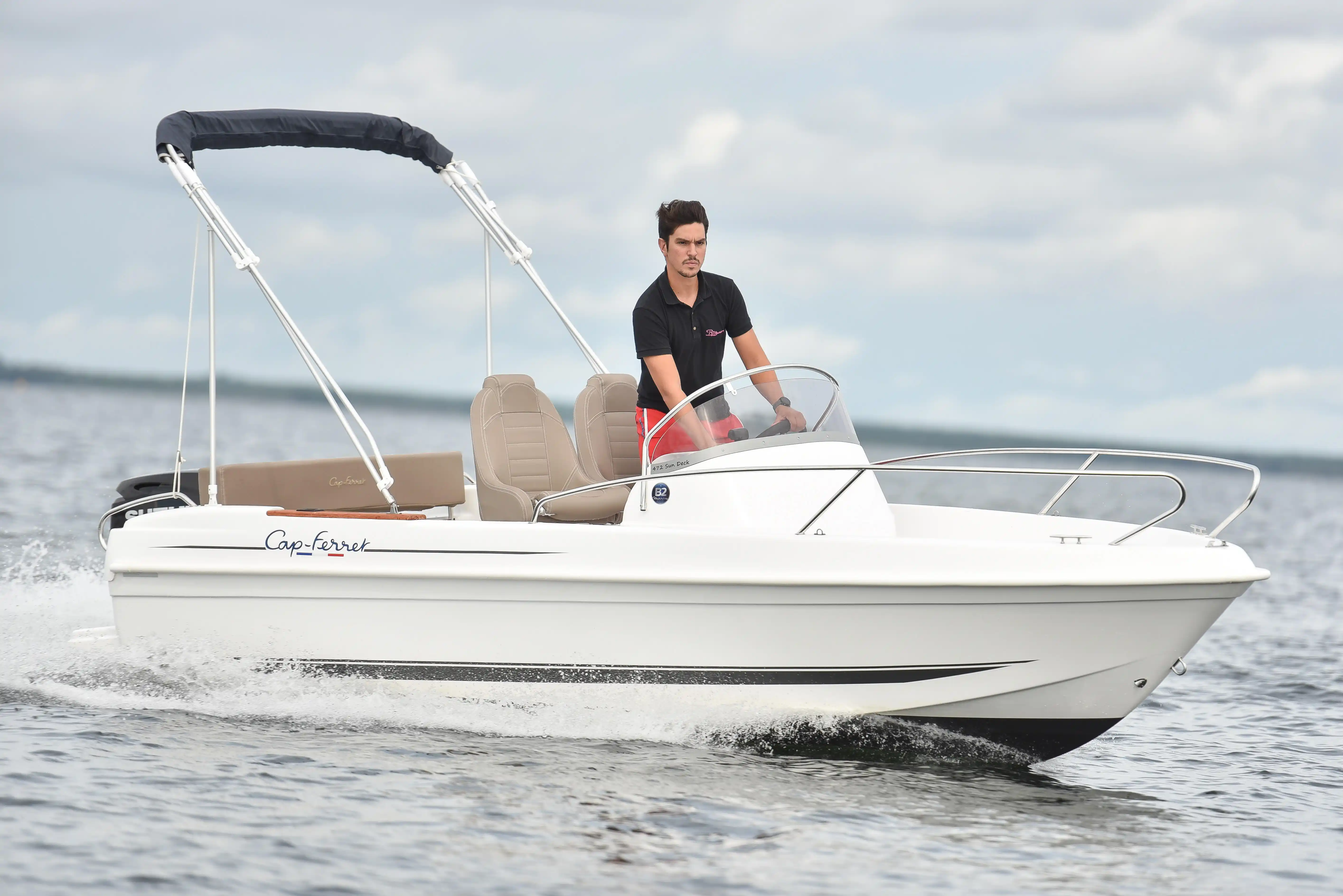 B2 Cap-Ferret 472 Sun Deck