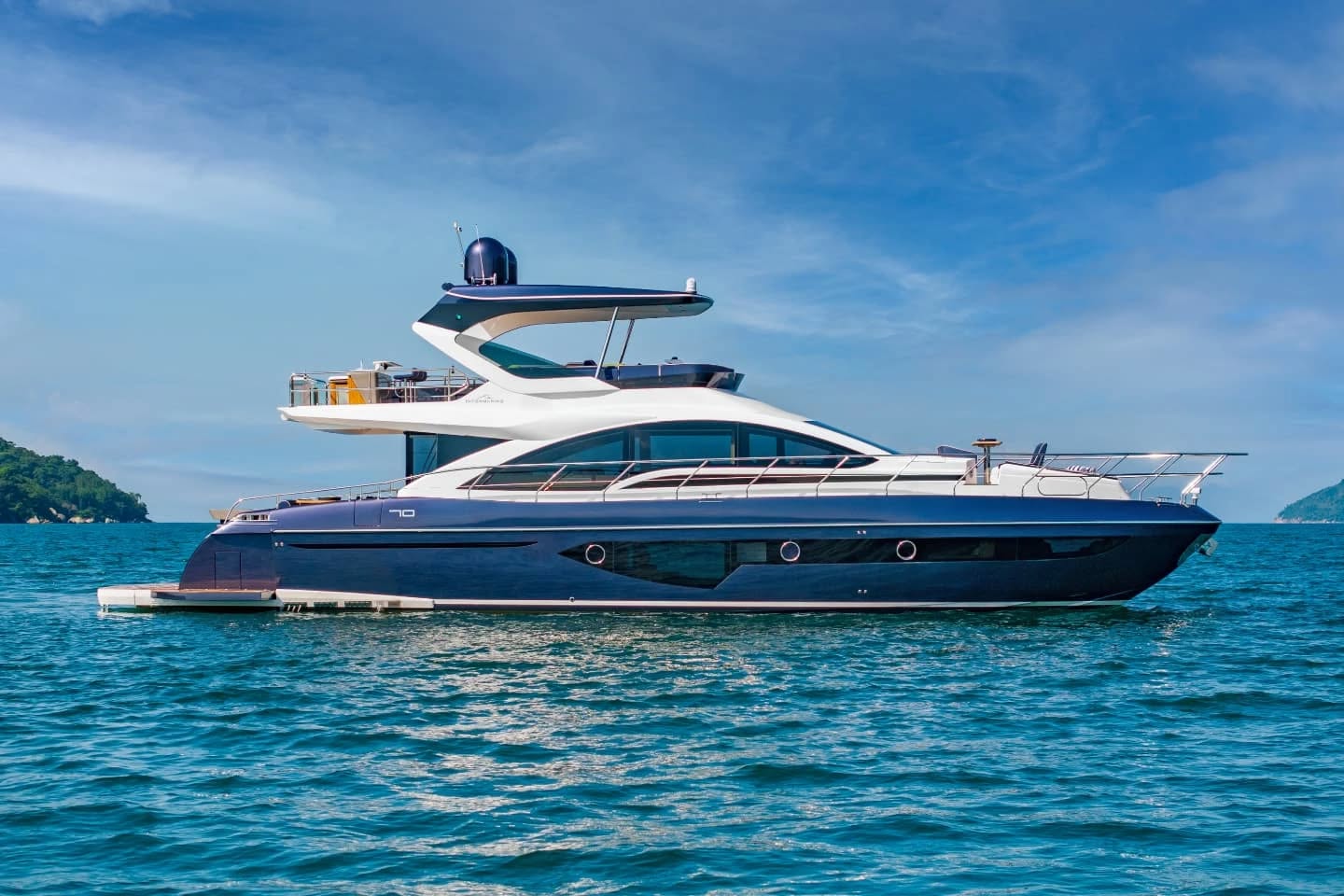 Intermarine 70
