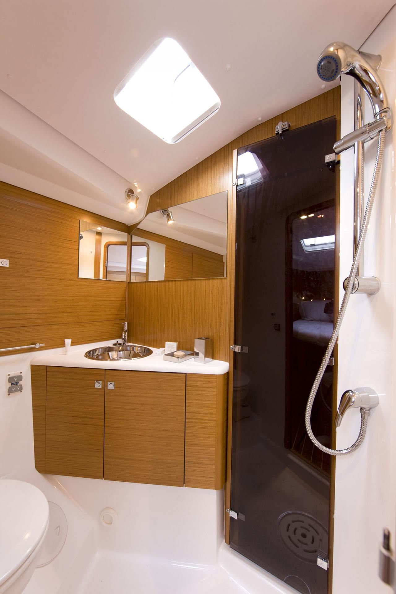 Jeanneau Sun Odyssey 50 DS Interior
