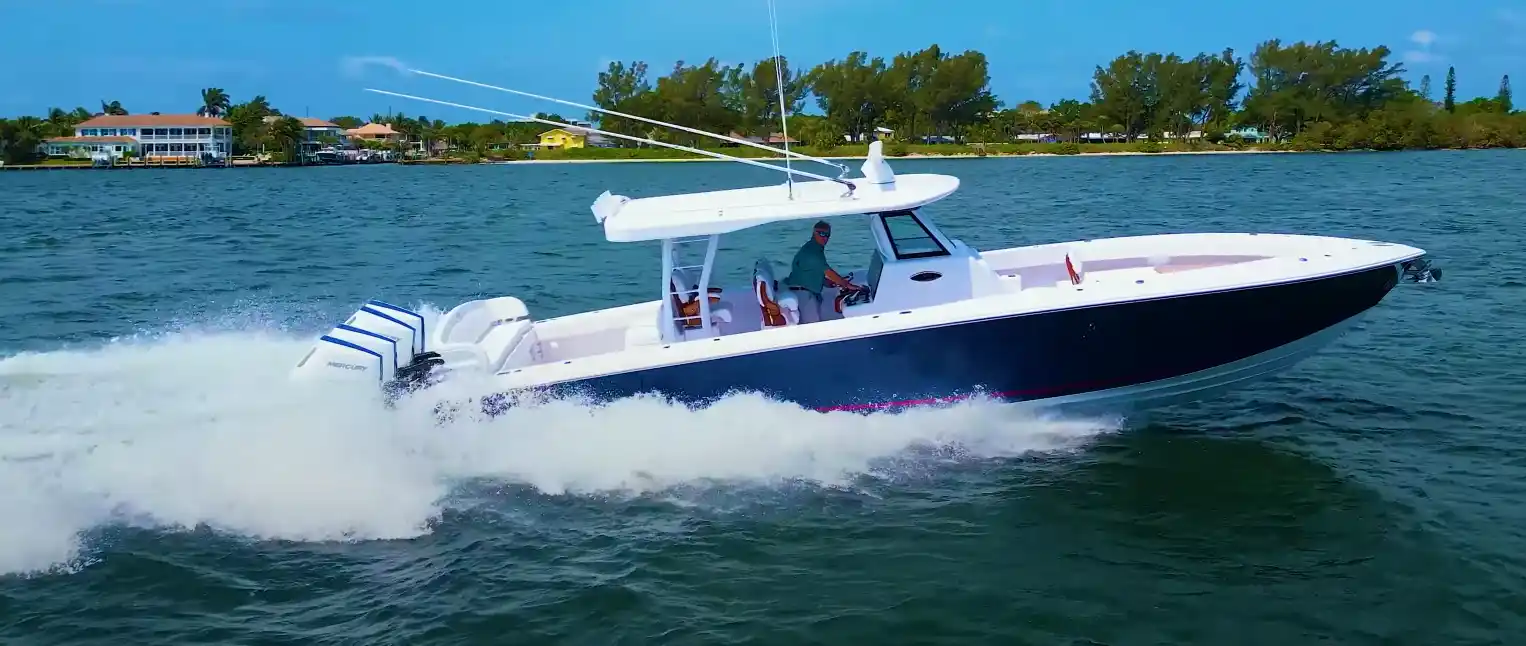 Außenbereich der Bahama 41GT