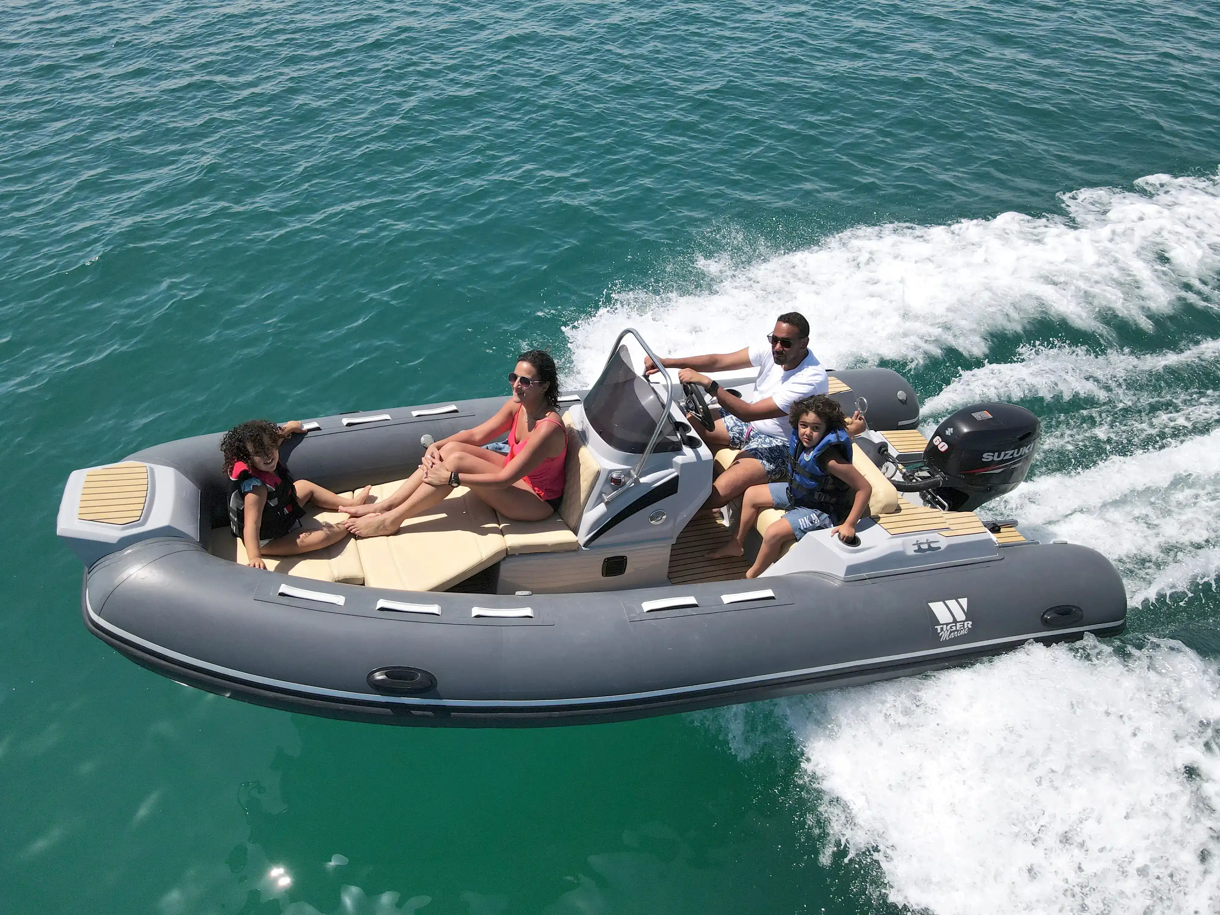 Tiger Marine SportLine 480 Exterior