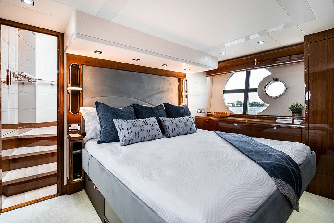 Interieur van de Neptunus Yachts 650E