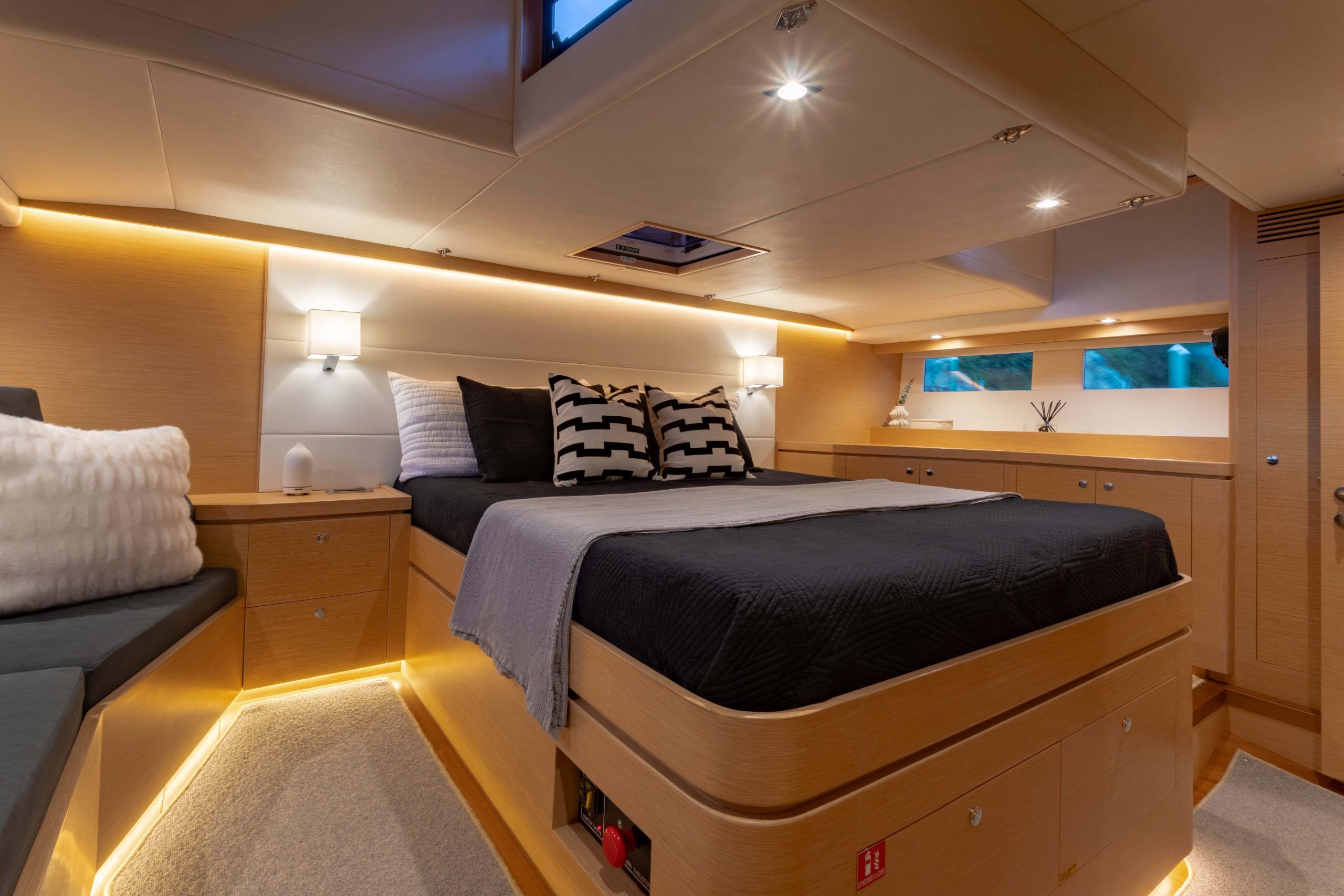 Hylas Yachts H57 Interior