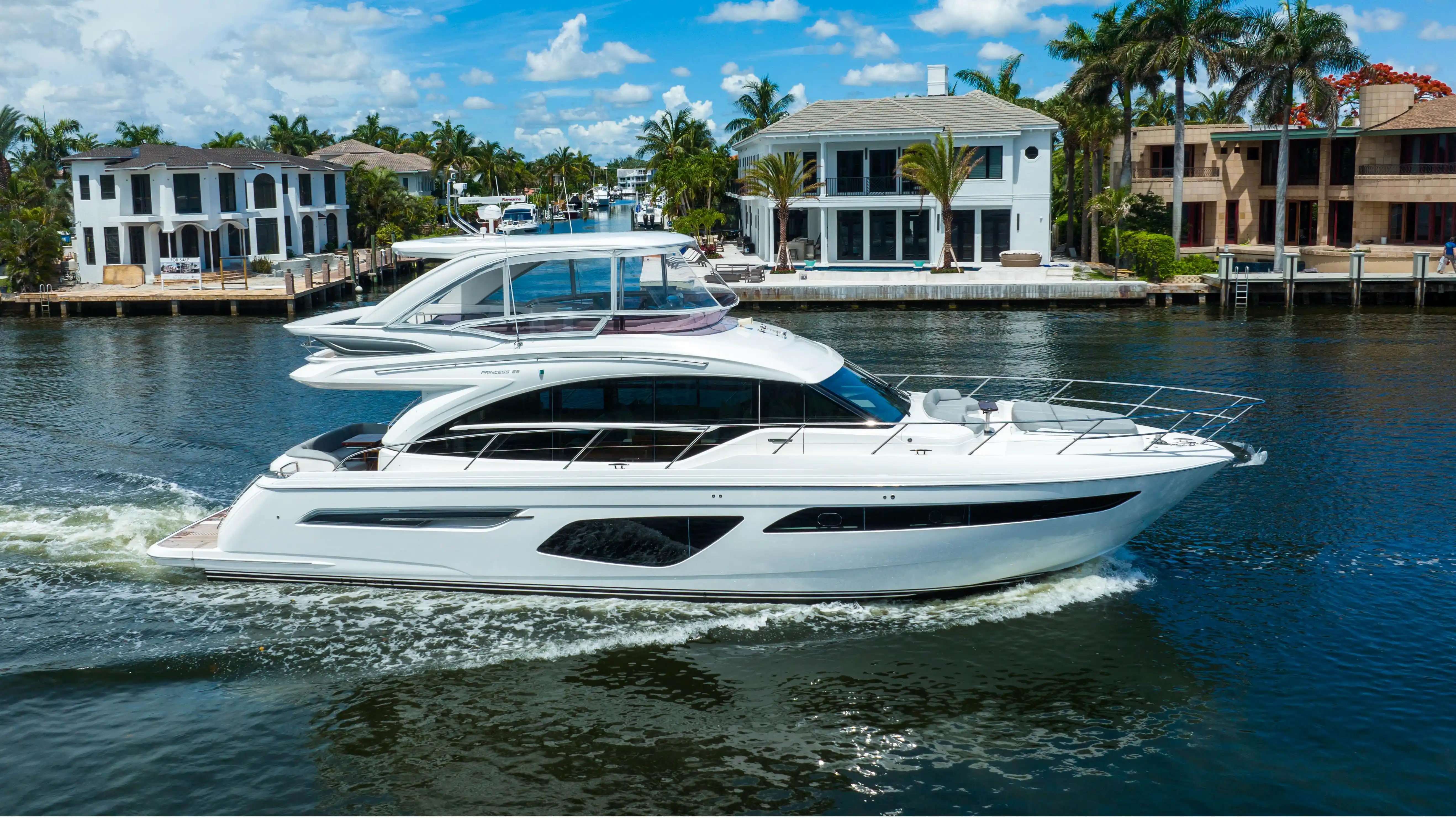 Princess Yachts F62 photo