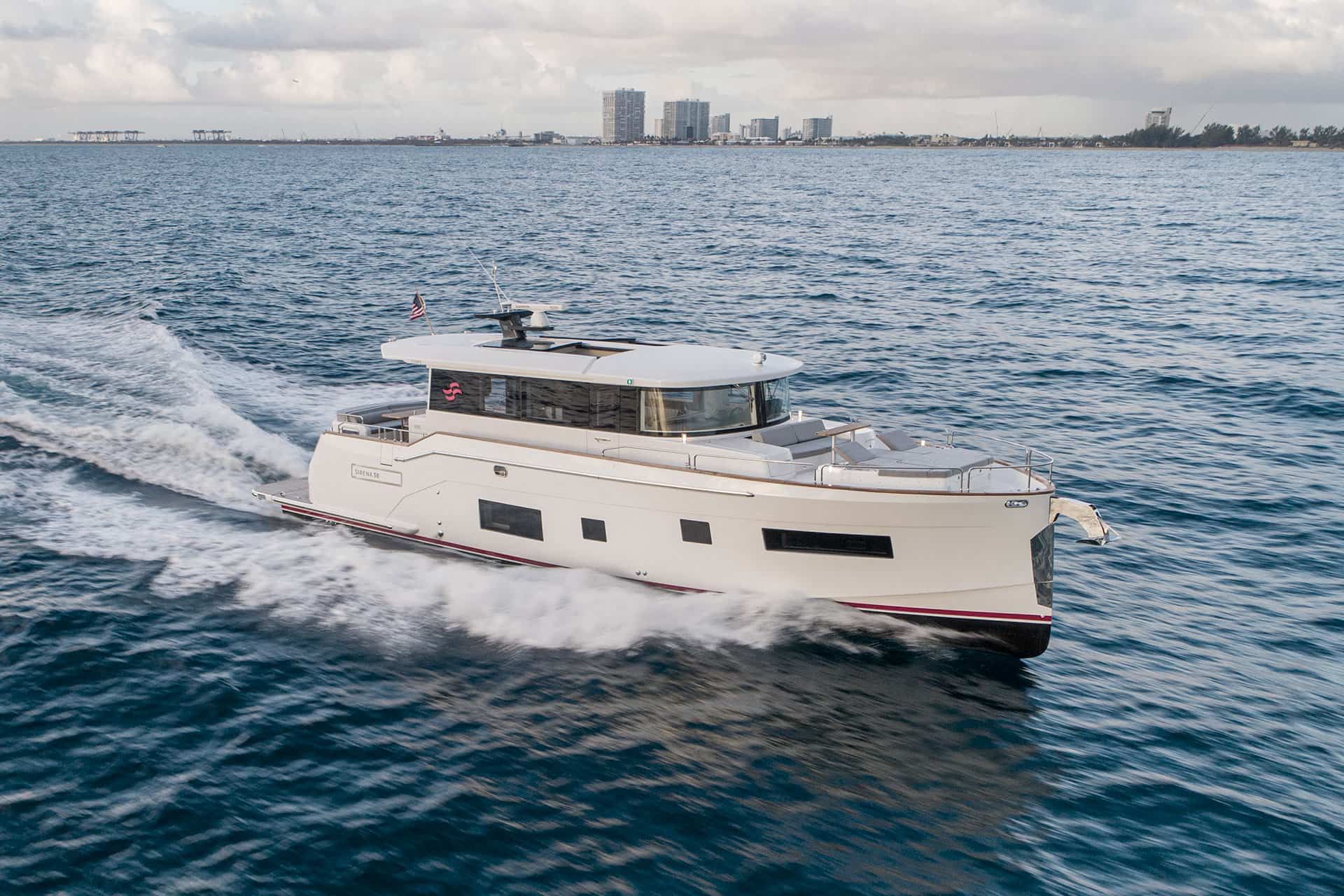 Sirena 58 Coupe Exterior