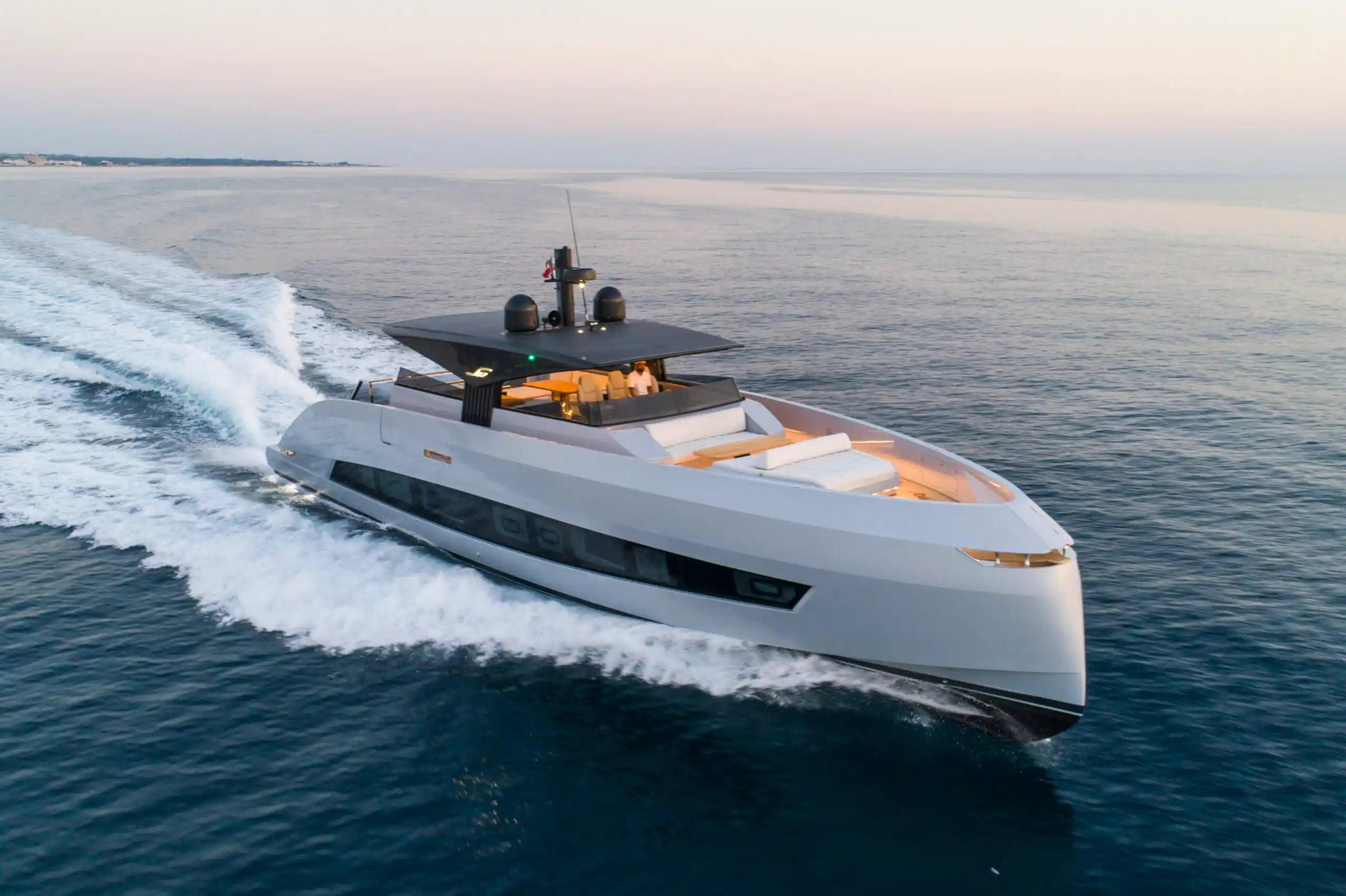 Mandayachts S07 Spider