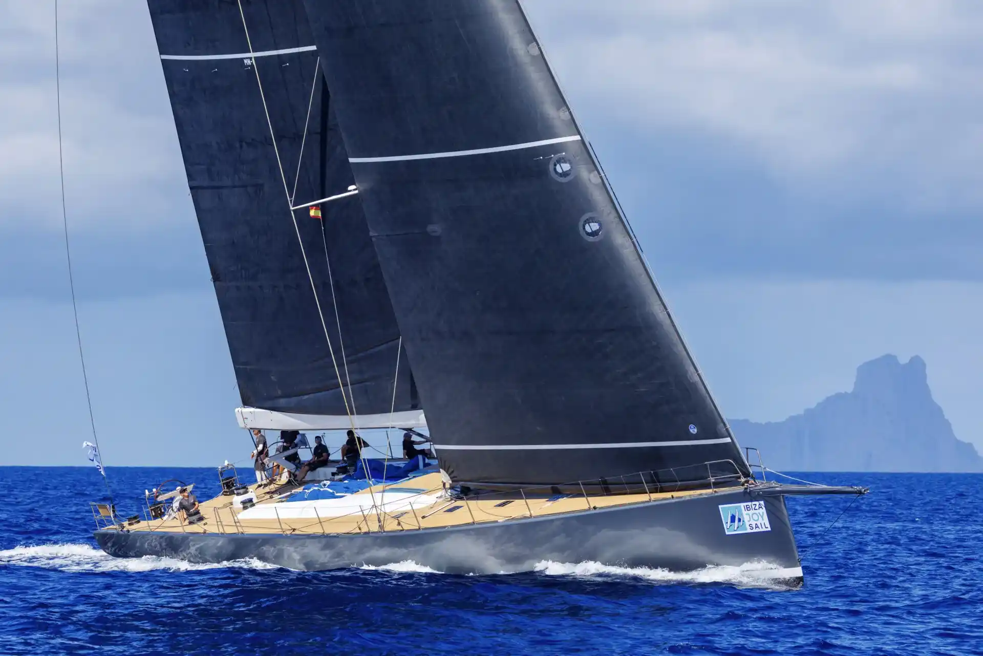 Extérieur du Southern Wind SW-RP90