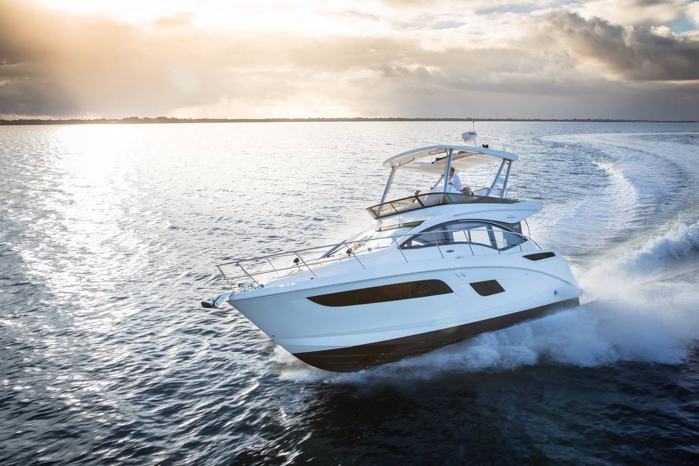 Sea Ray 400 Fly