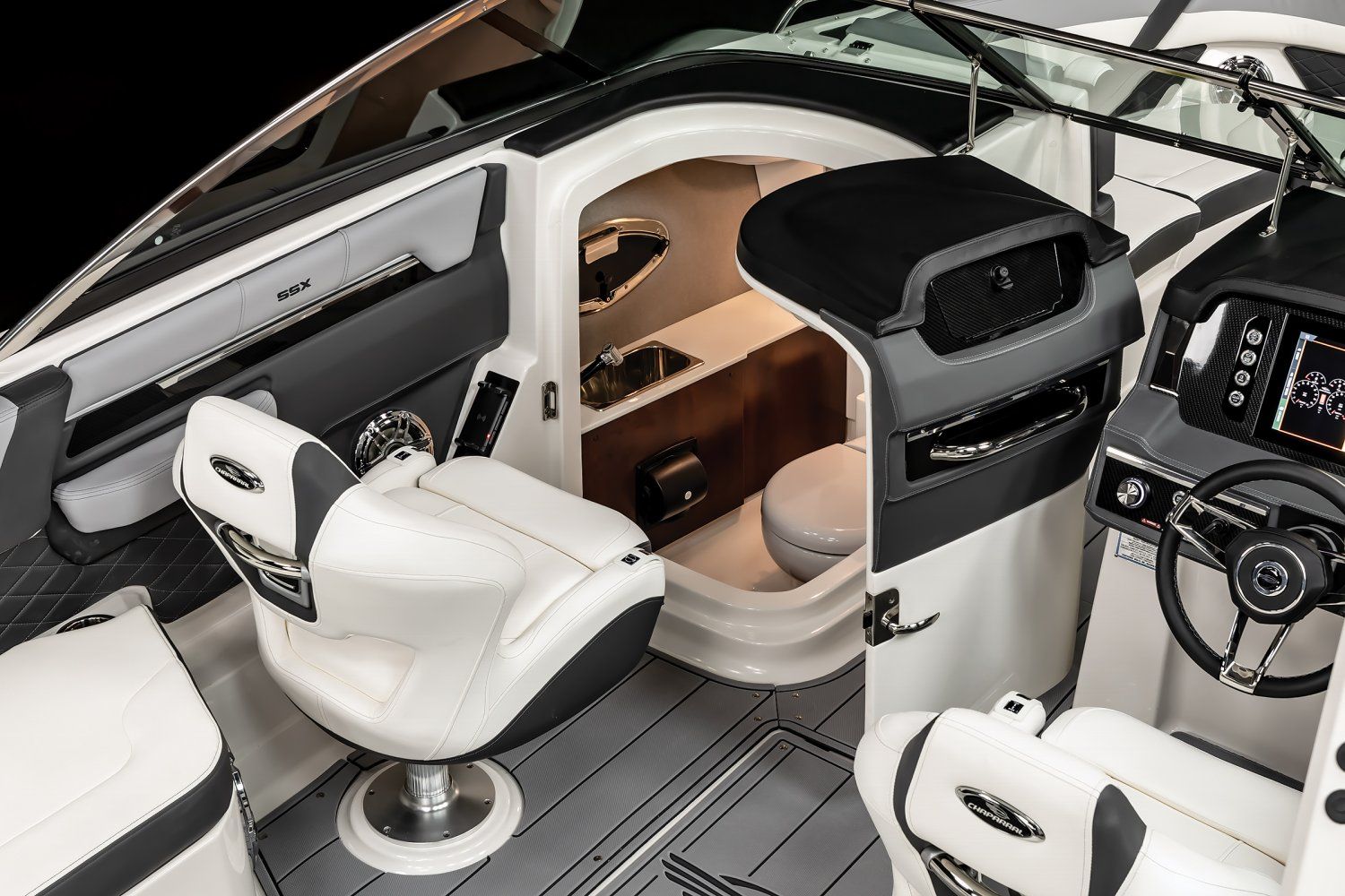 Interni del Chaparral 267 SSX