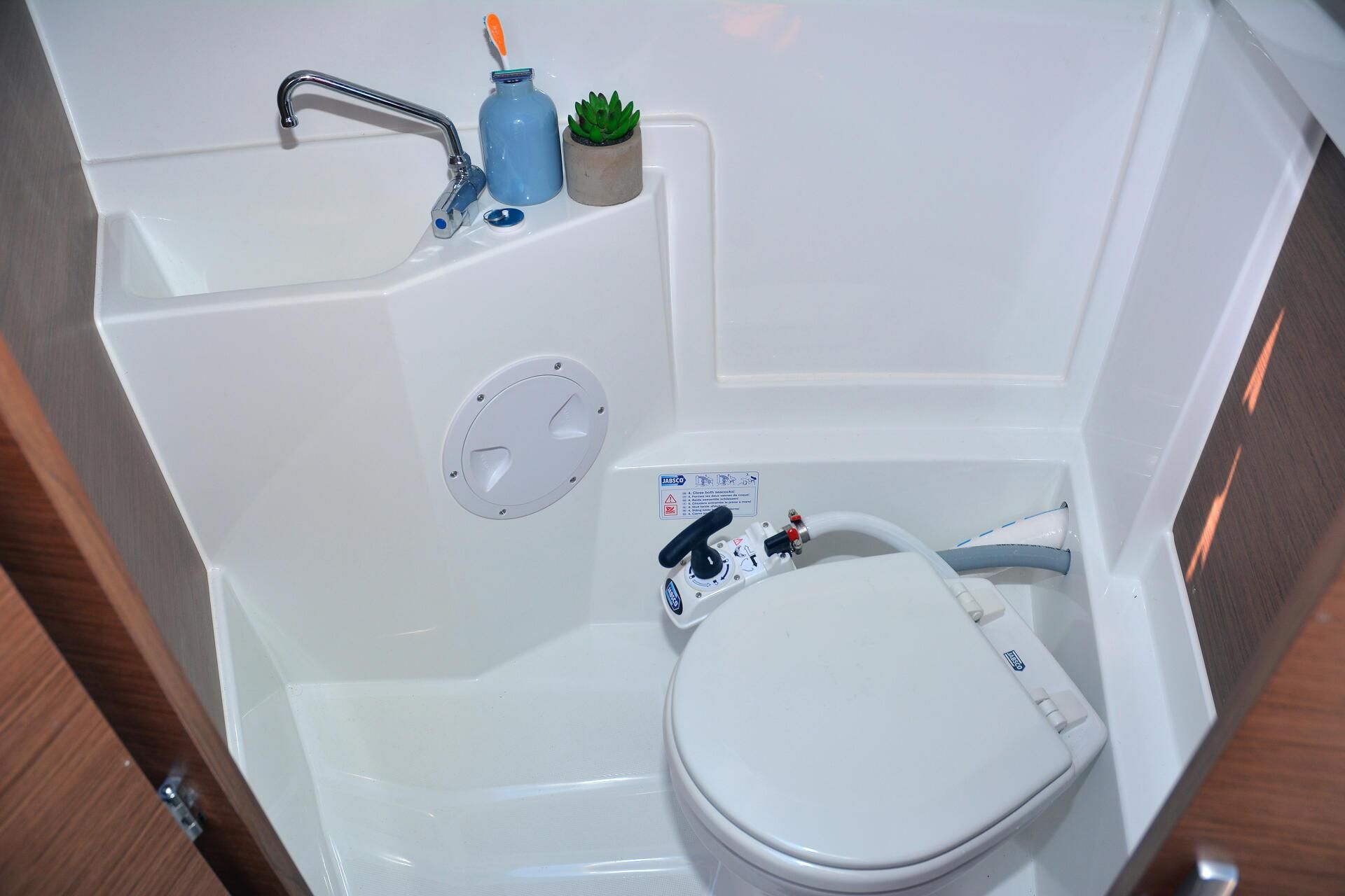 Jeanneau Merry Fisher 695 Serie2 Interior