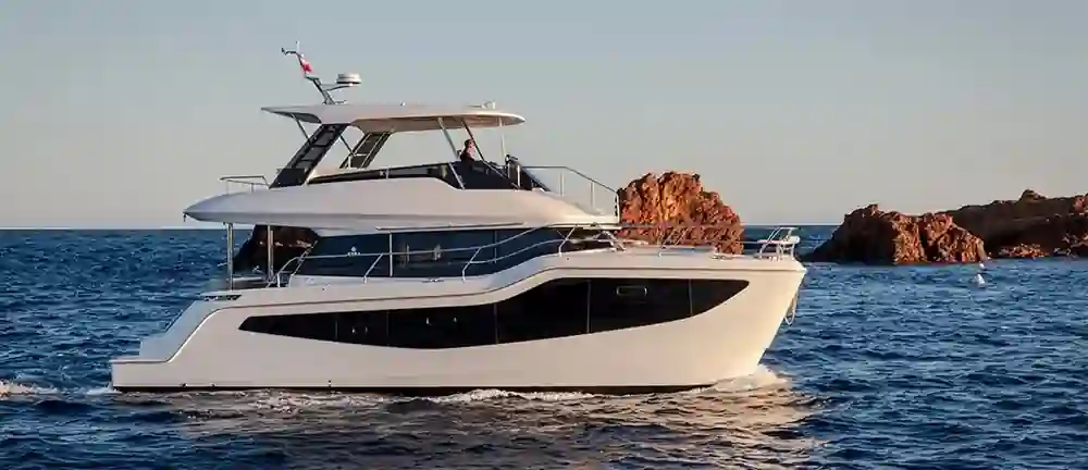 Aquila 46 Yacht