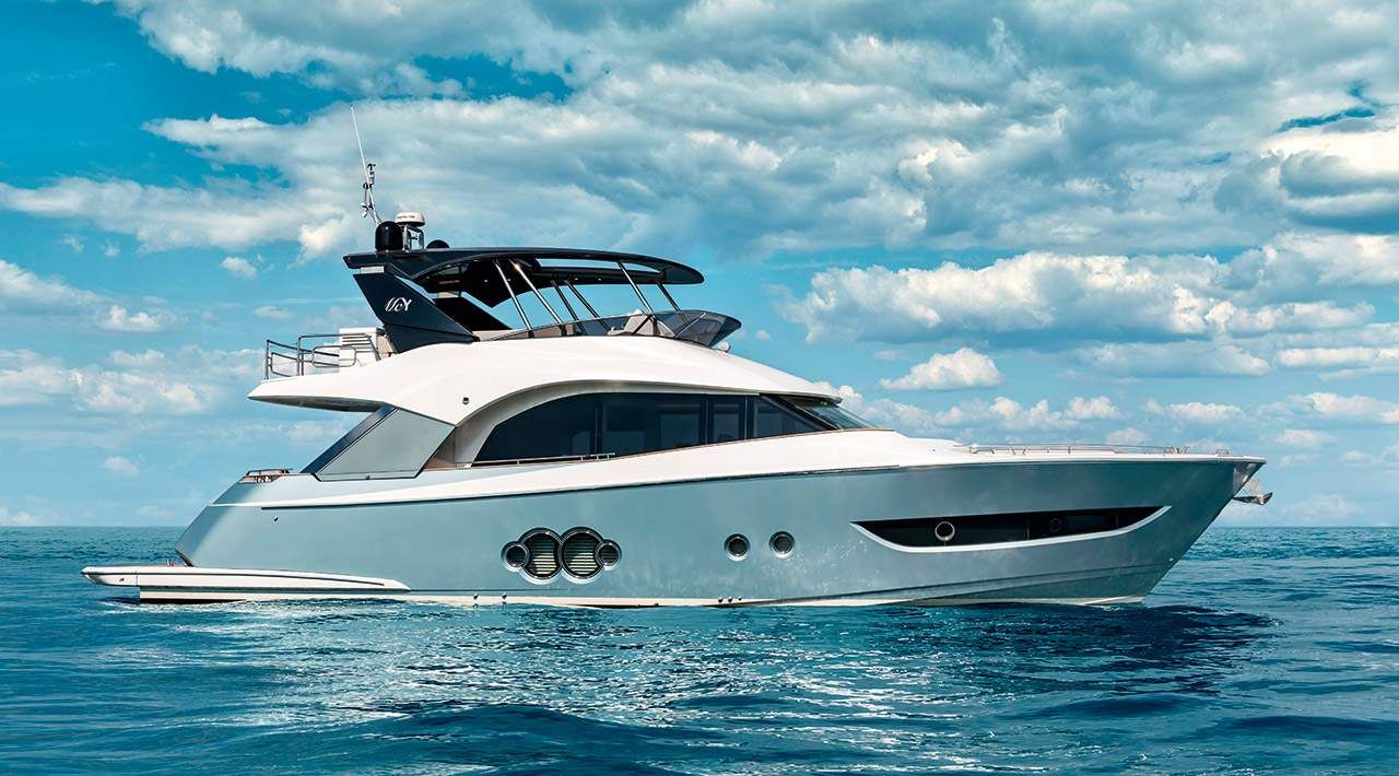 Monte Carlo Yachts MCY 66 photo