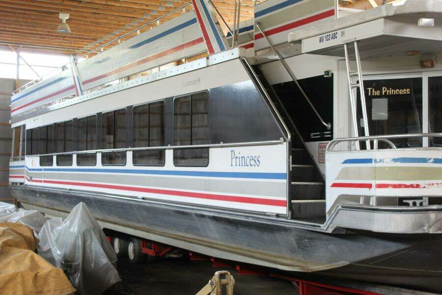 Sumerset 75 Exterior