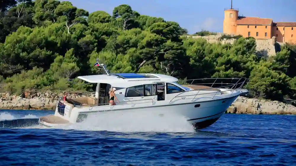 Nimbus Boats 405 Coupe