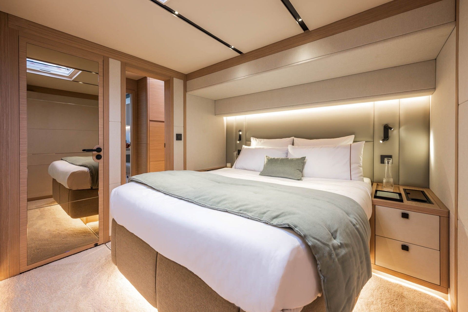 Intérieur du Lagoon Eighty 2