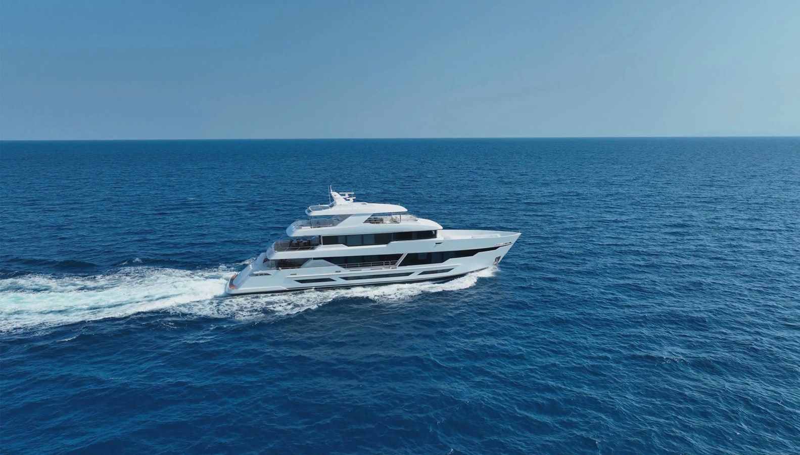 Hargrave E Series 125′ Tri-Deck