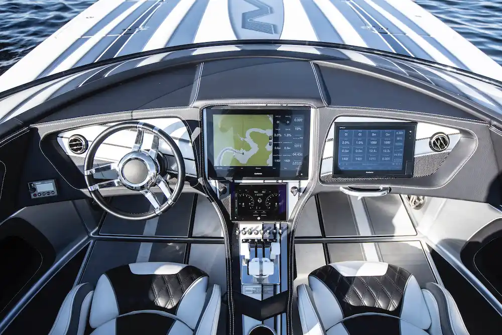 Interieur van de MTI 340X Cat