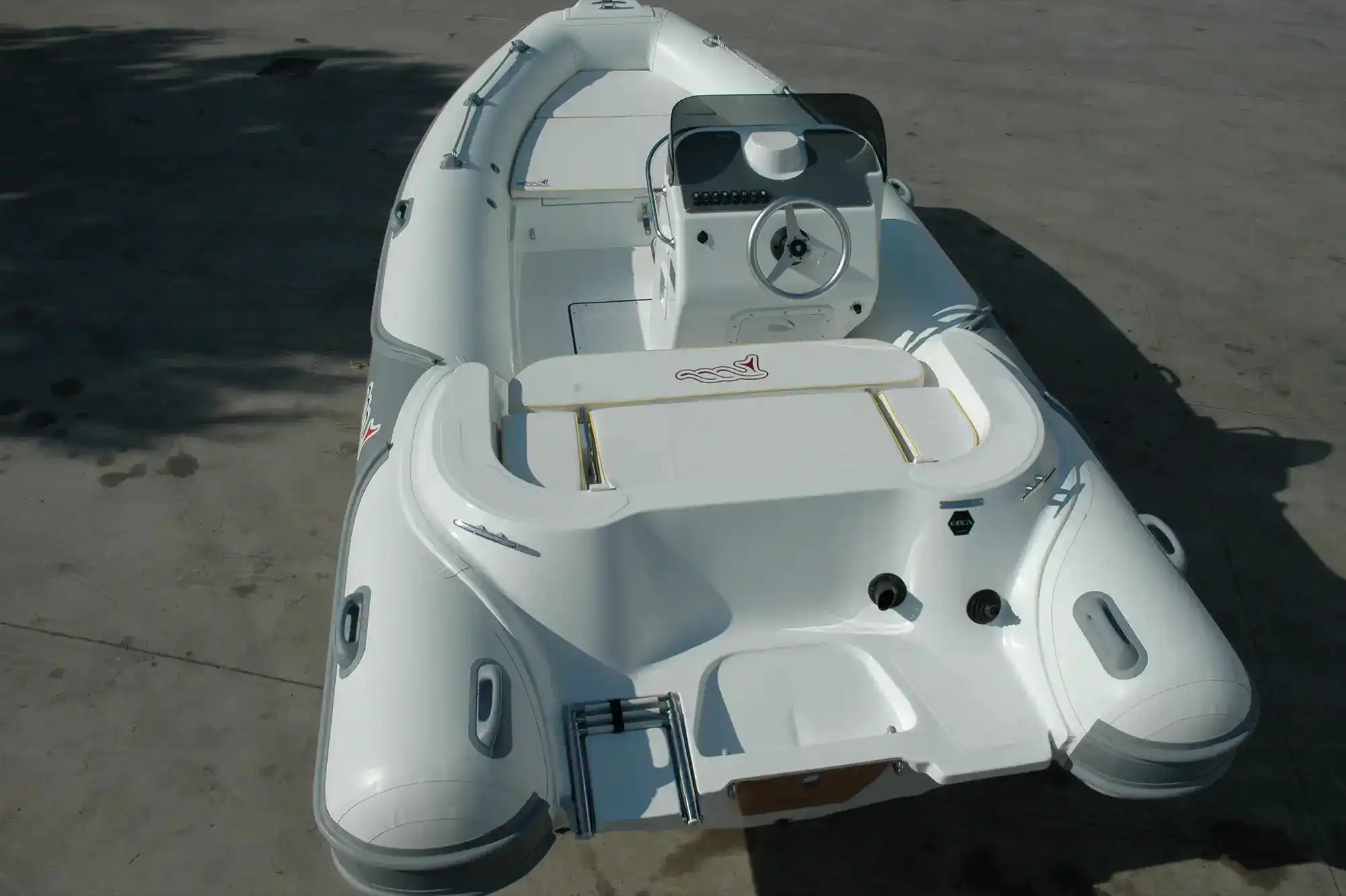 MV Marine MV 500 Exterior