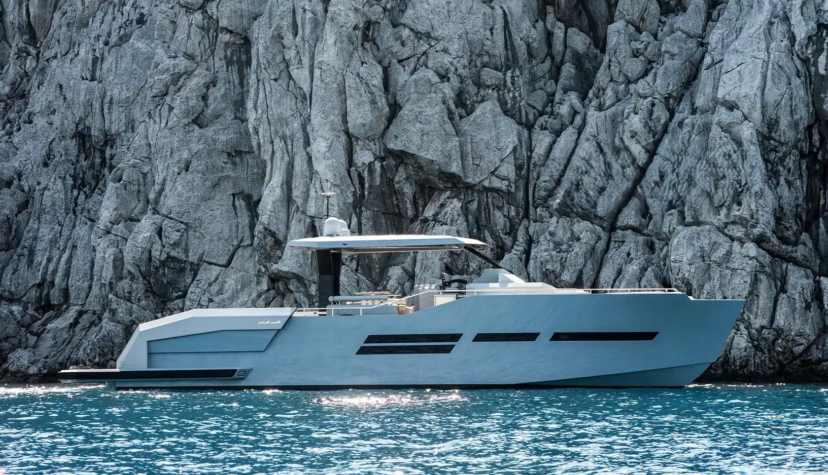 Mazu Yachts 62