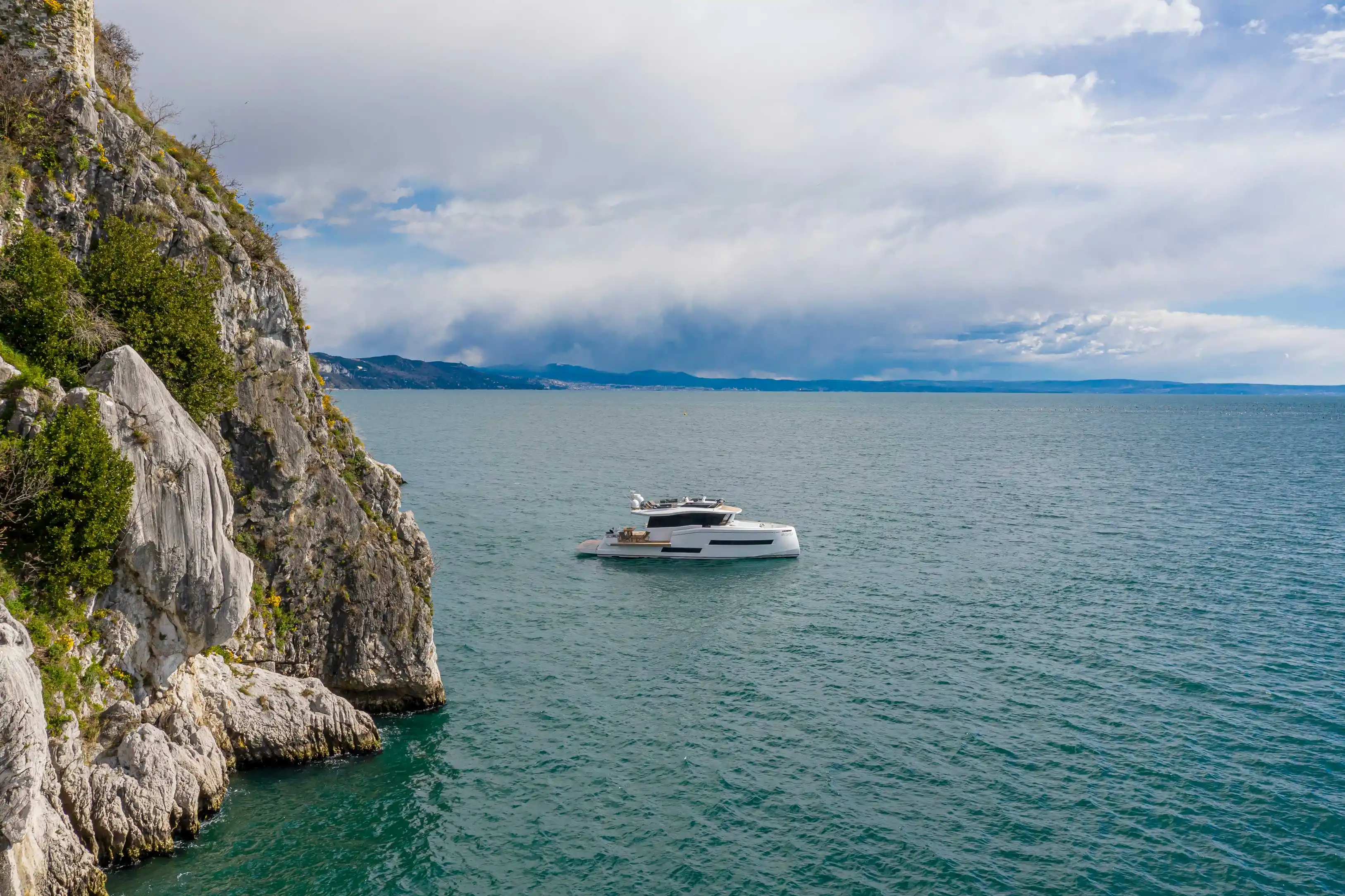 Pardo Yachts E60 Exterior