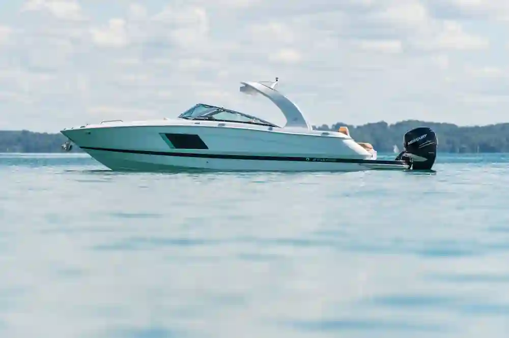 Four Winns Horizon 290 OB