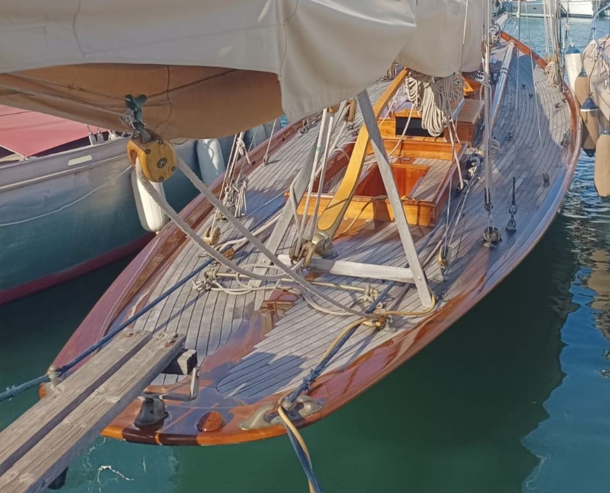 Custom Gaff Cutter