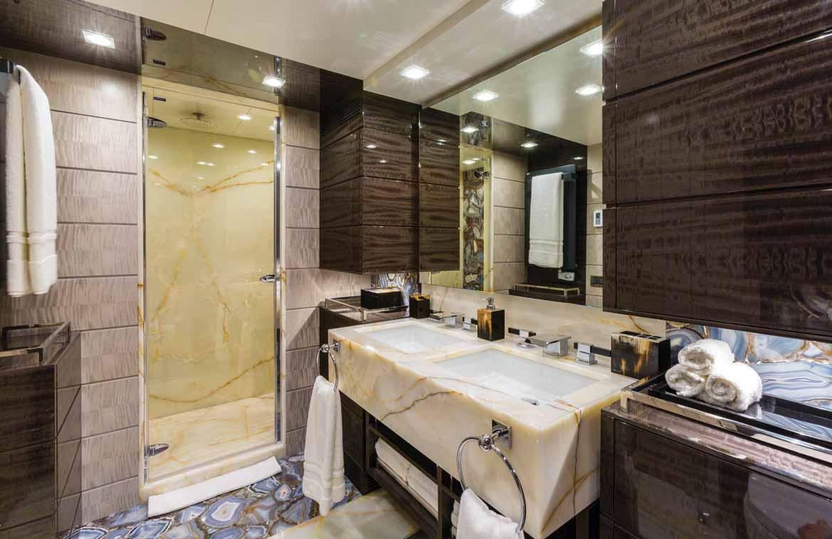 Benetti Classic 121 Interior