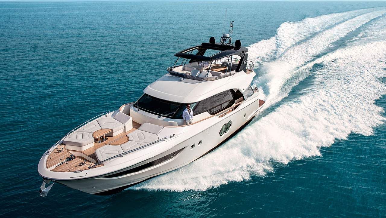 Monte Carlo Yachts MCY 70 photo