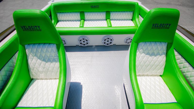Velocity 230 SC Interior