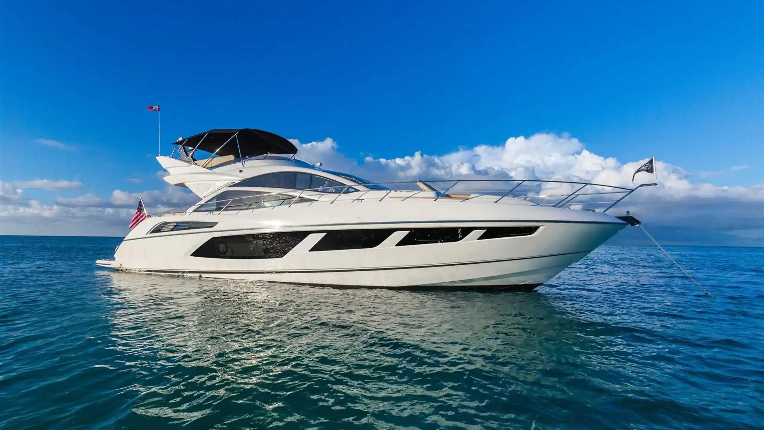 Sunseeker 68 Sport Yacht