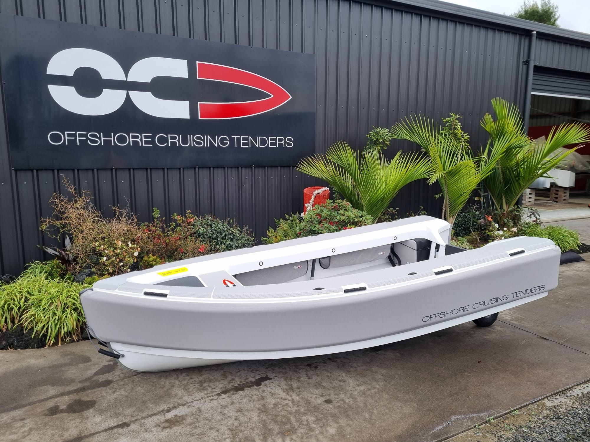 OC Tenders OC330 Tender Interior