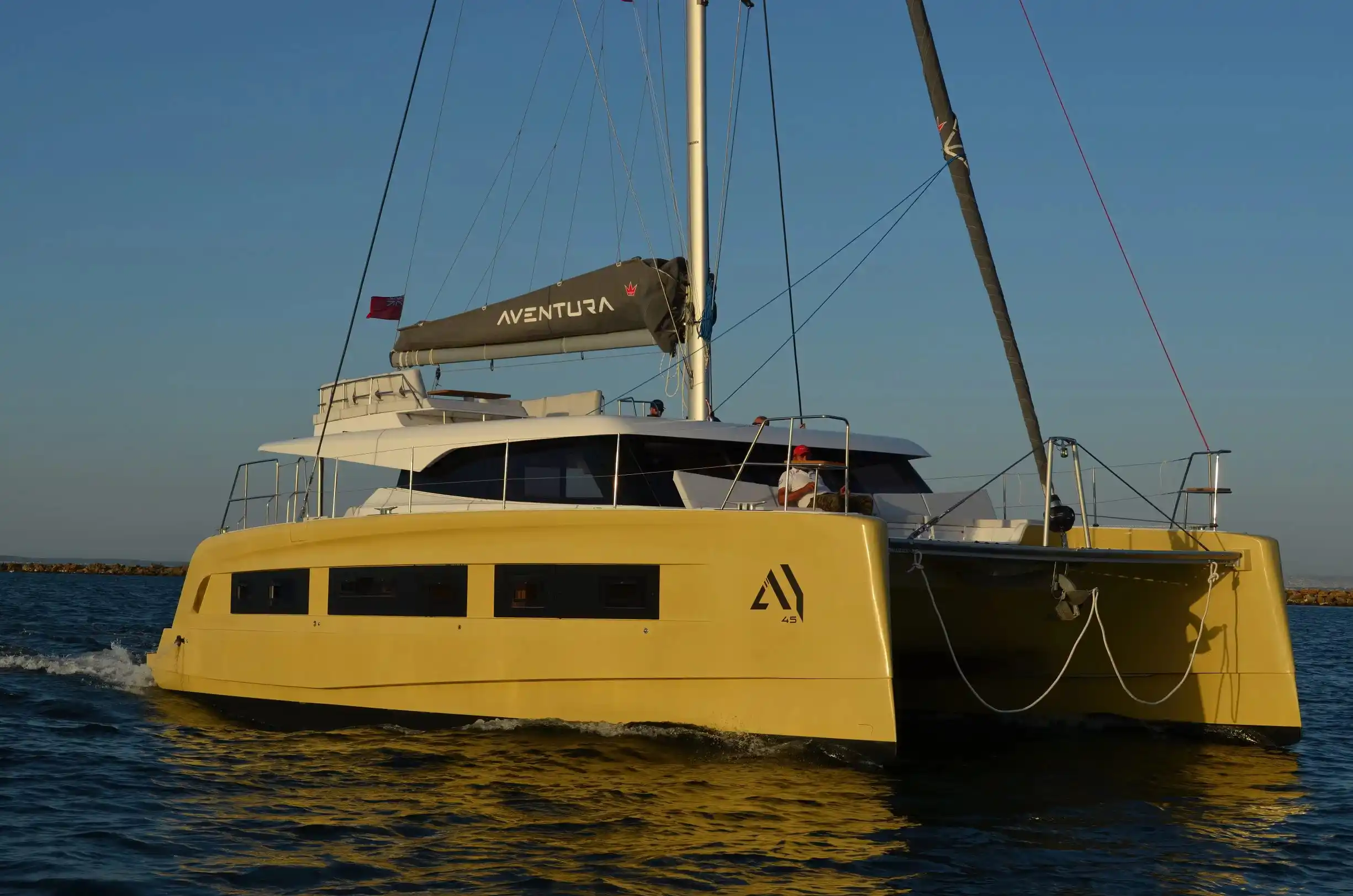 Aventura 45