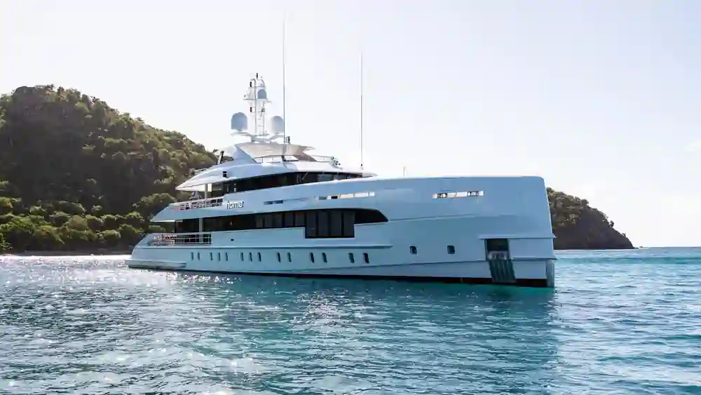 Heesen Yachts Home