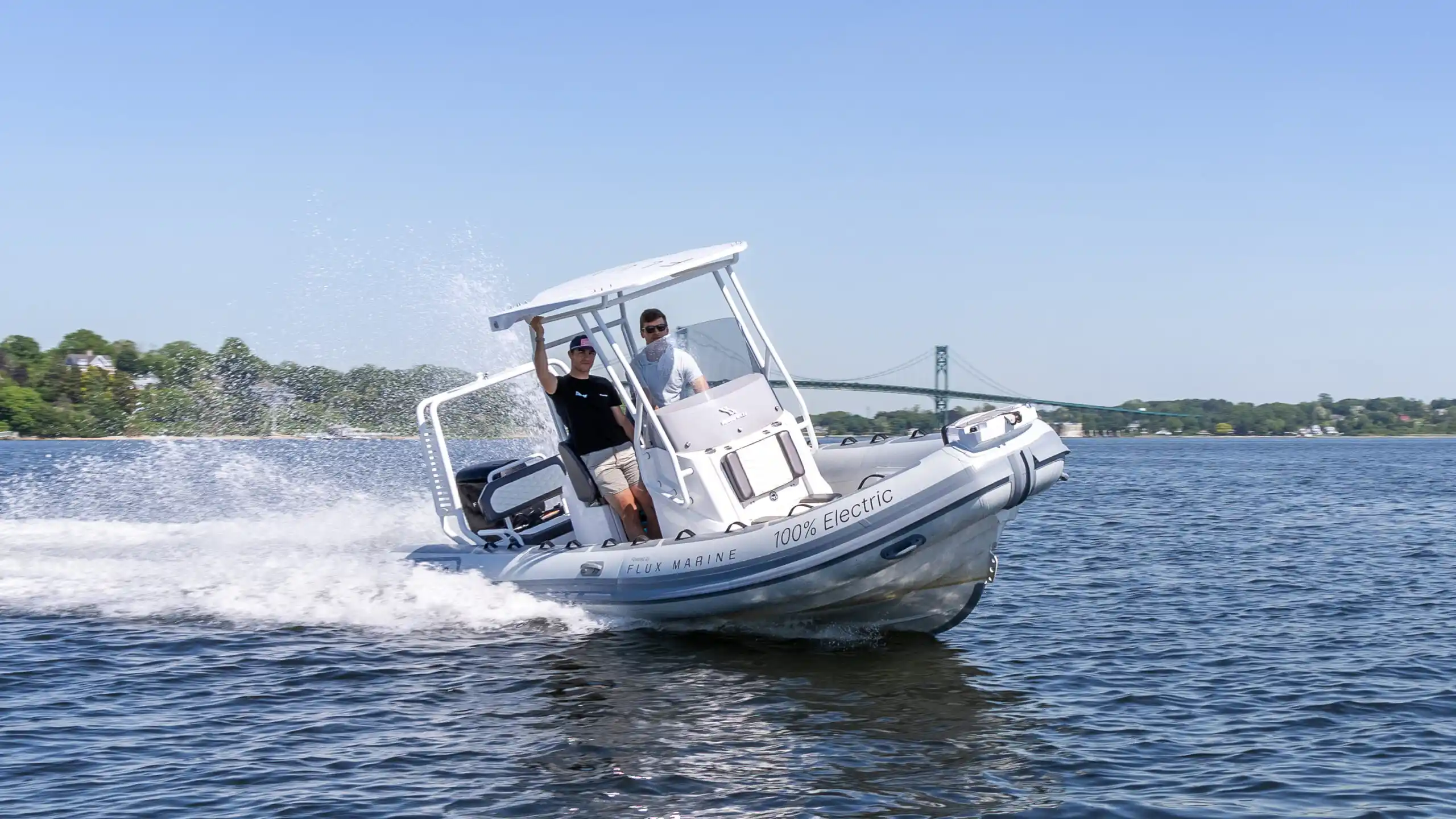 Highfield Sport 660 Electric x Flux Marine