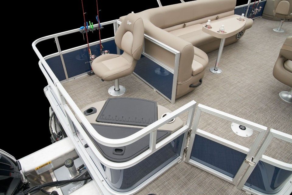 Ranger 200F Interior