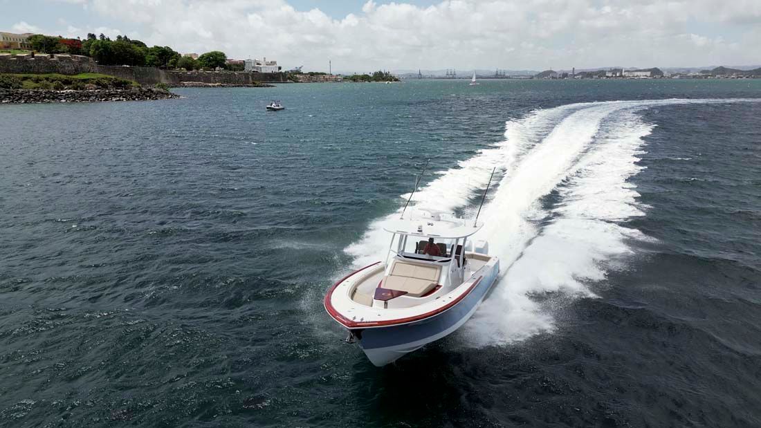 Vicem Yachts Center Console 37 Exterior