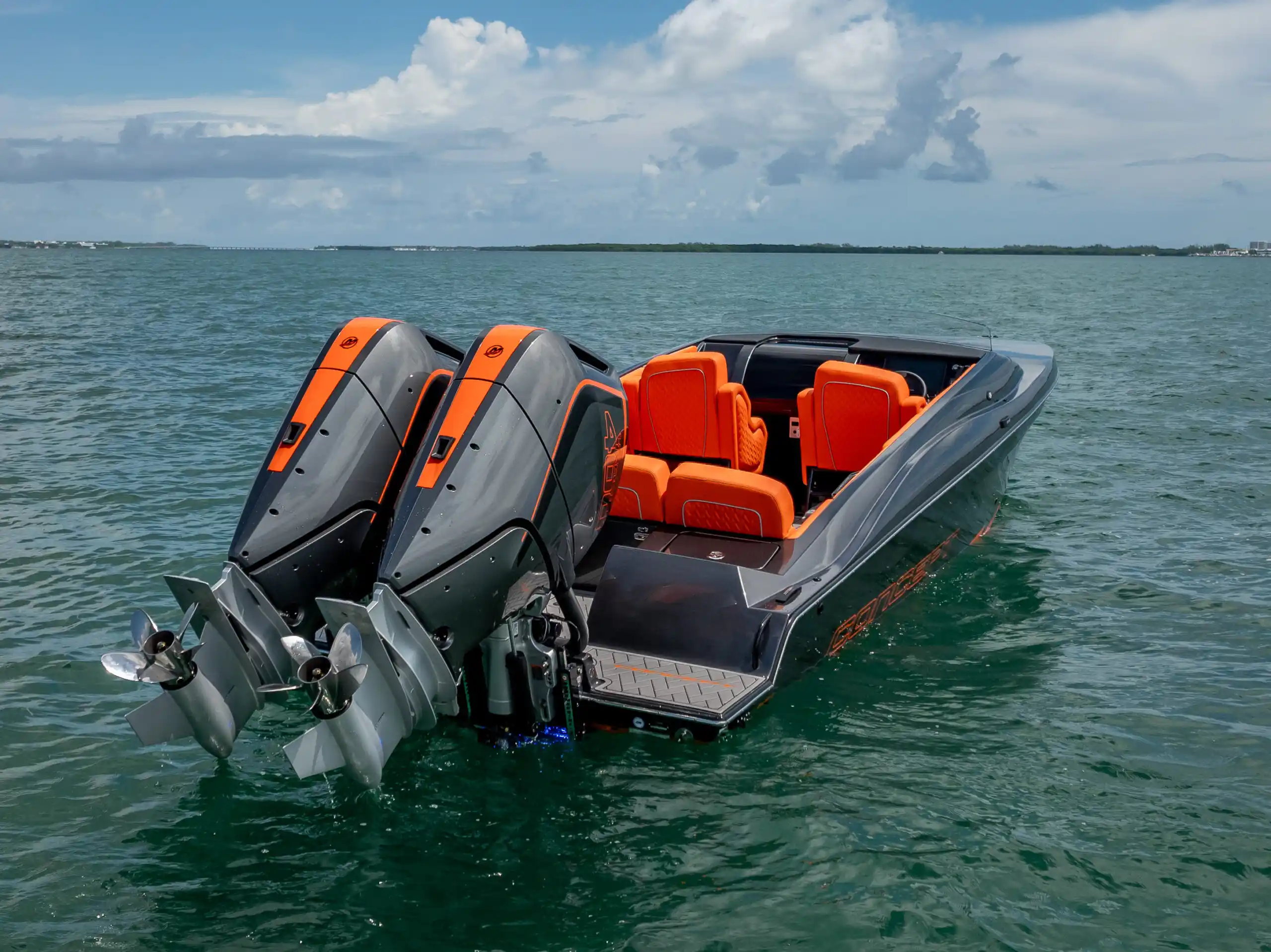 Concept 32' Sport Deck