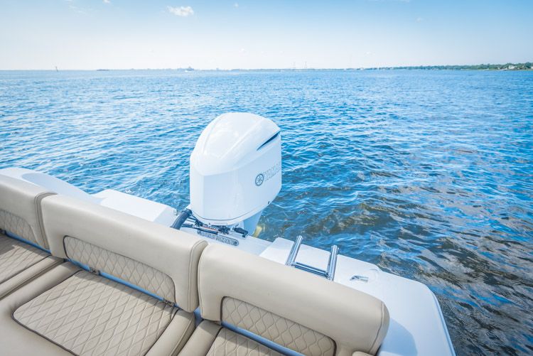 Sportsman Boats Heritage 241 Center Console Interior