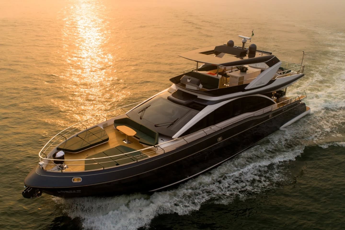 Intermarine 24M